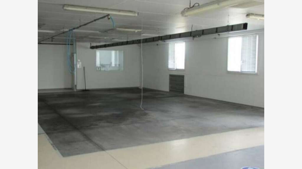 Bâtiment d'exception sur 5000m² à vendre à Nogent