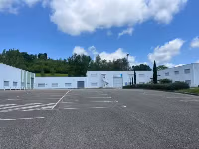 AV bâtiment industriel 6500m² à Lafrançaise 