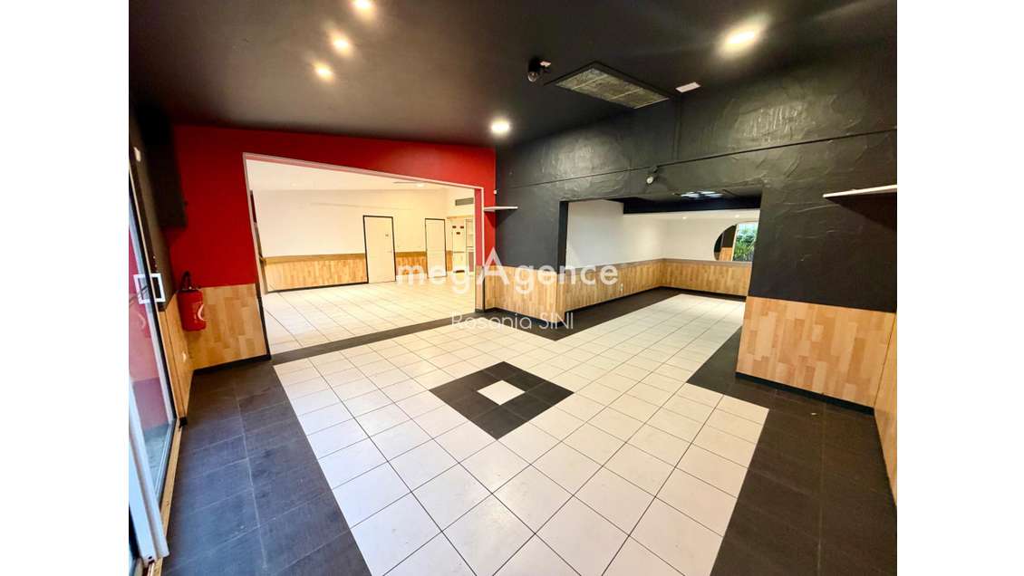 Vente local ZA les Plesses au Château-d’Olonne