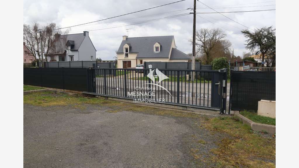 A vendre bâtiment 378m² à Jugon-les-Lacs