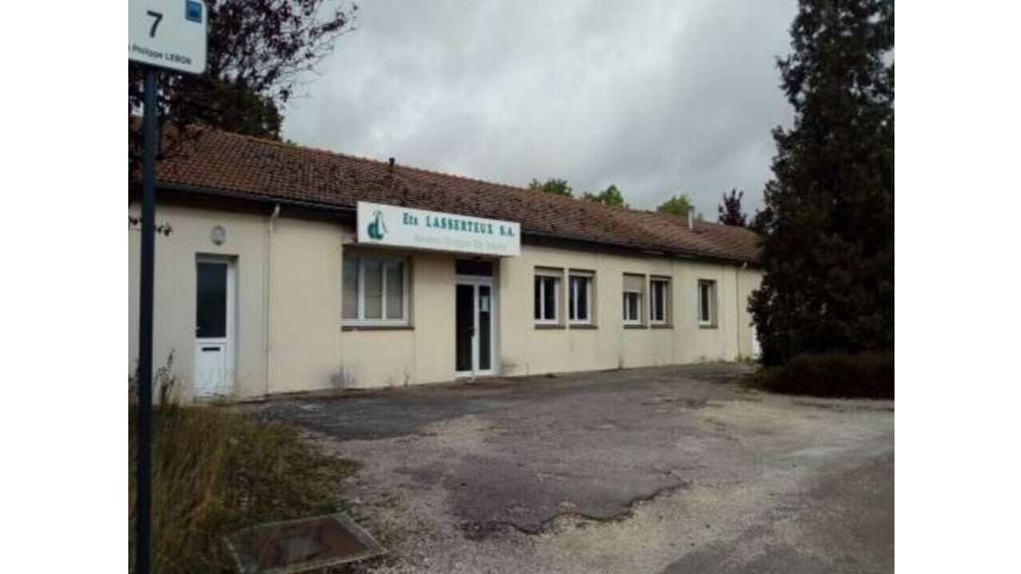 Bâtiment 550m² à vendre à Nogent