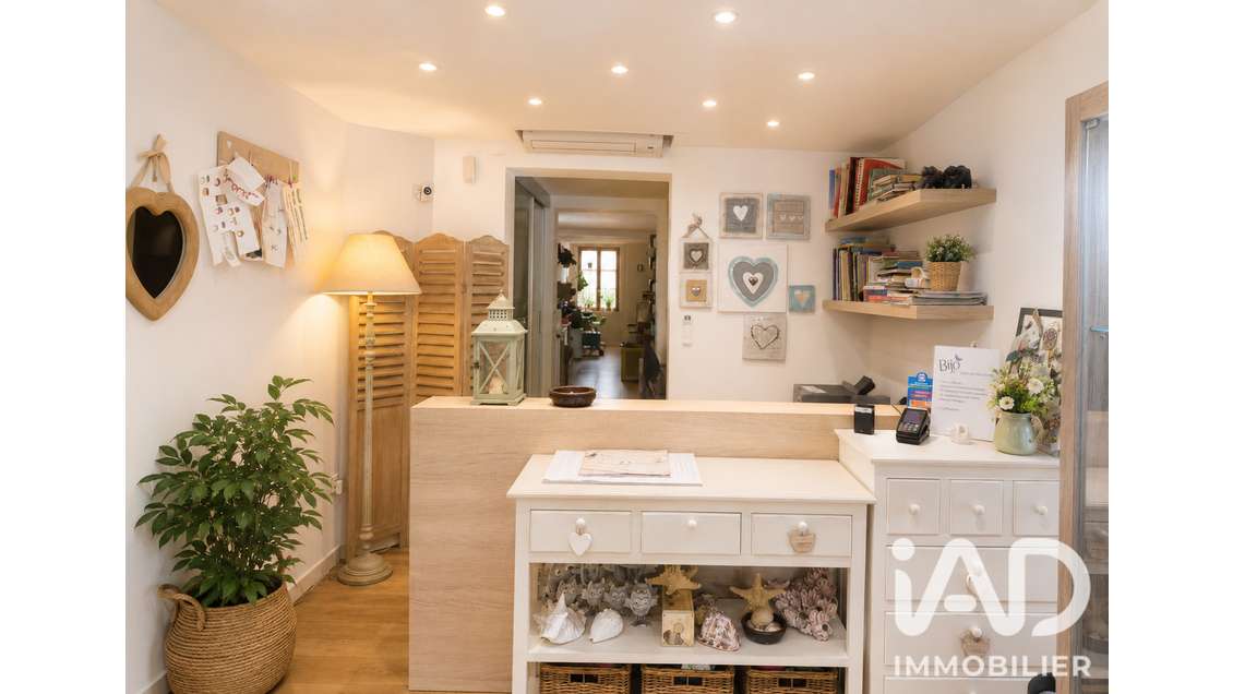 Vente local commercial de 43m² au Vieil Antibes