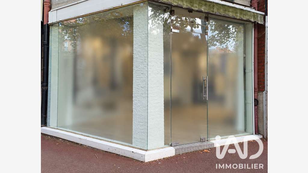 Vente jolie boutique 19m² à Suresnes
