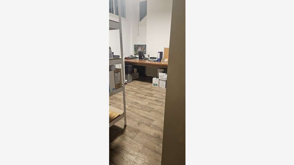 A vendre locaux de 185m² à Aix-les-Bains