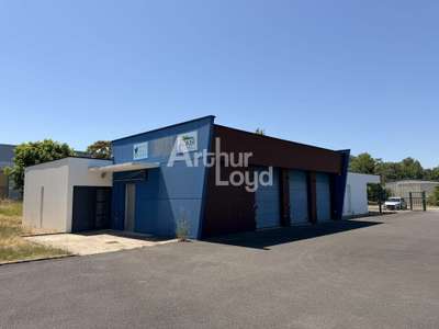Bureaux de 294m² à vendre à Antran