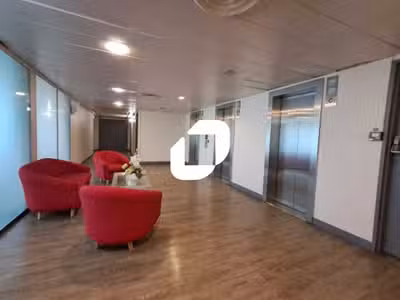 Vente Bureaux 122m² Asnieres sur seine