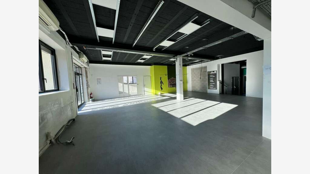 Bureaux rénovés à vendre à Valence centre
