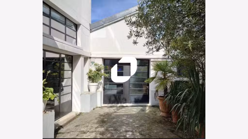 Vente Bureaux 146m² Cachan