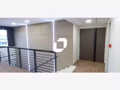 Vente Bureaux 475m² Champs sur marne