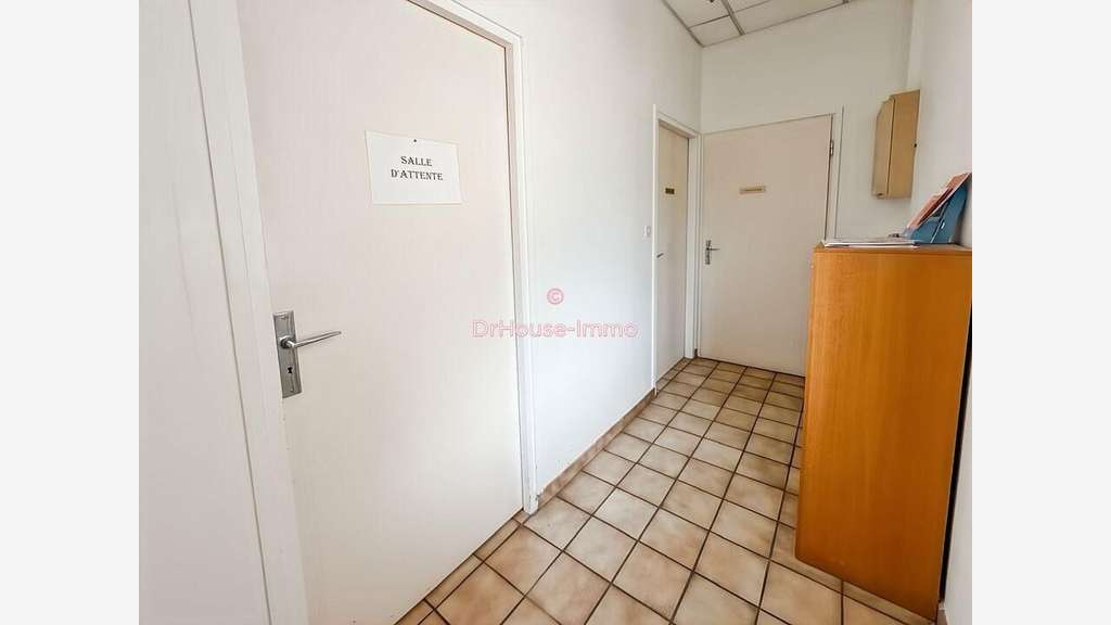 Vente local pro 37m² en RDC Chevigny-Saint-Sauveur