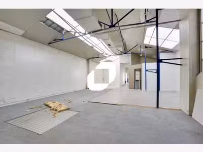 Vente Bureaux 480m² Courbevoie
