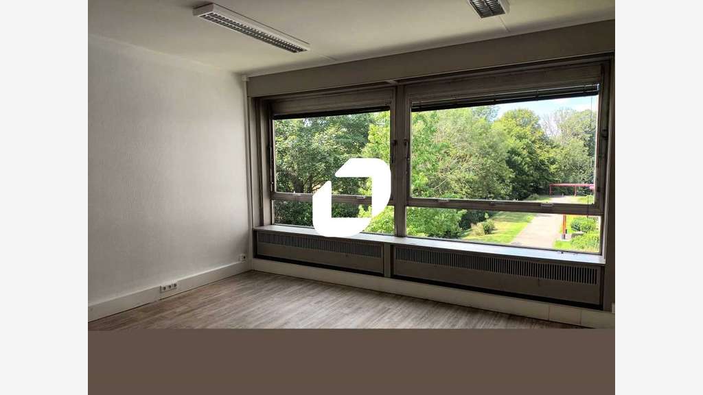 Vente Bureaux 390m² Croix