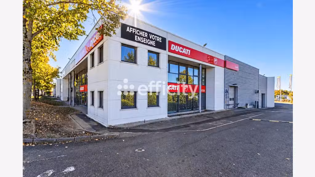 Vente local professionnel 150m² à Dardilly Techlid