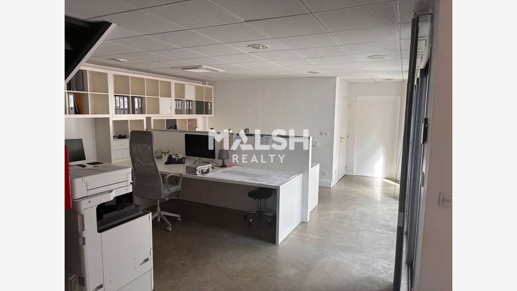 Bureaux à vendre ou louer 169m² à Décines-Charpieu