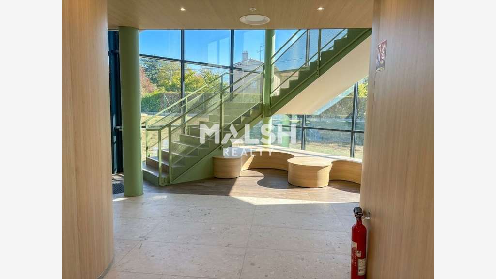 A LOUER ou A VENDRE - Bureaux - ECULLY - A PAR