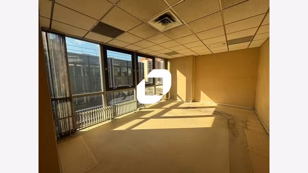 Vente Bureaux 217m² Evry courcouronnes