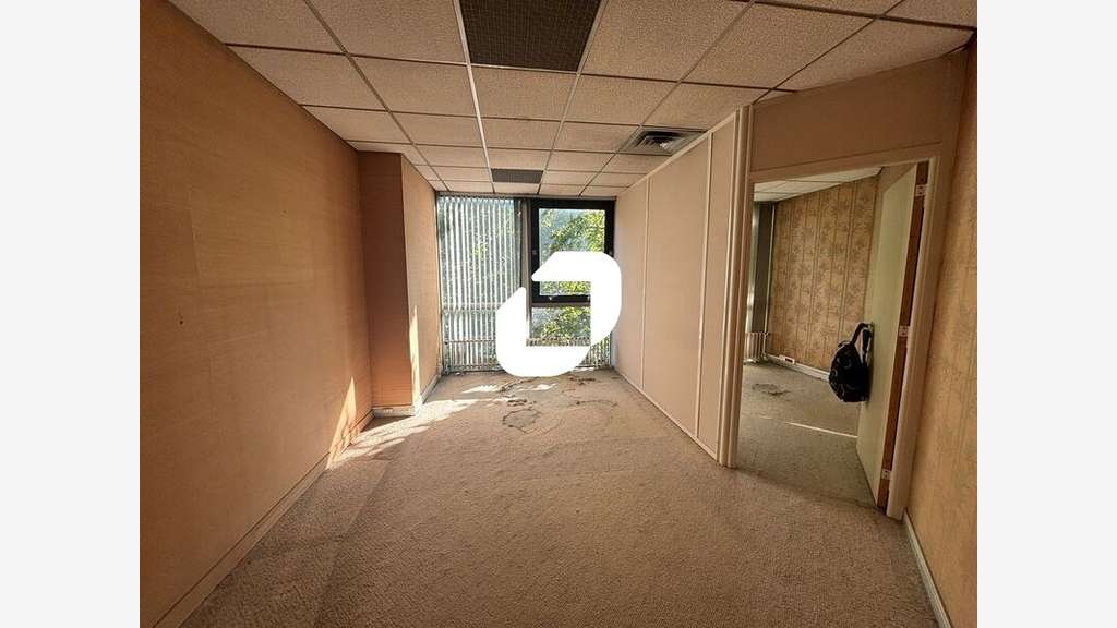Vente Bureaux 217m² Evry courcouronnes