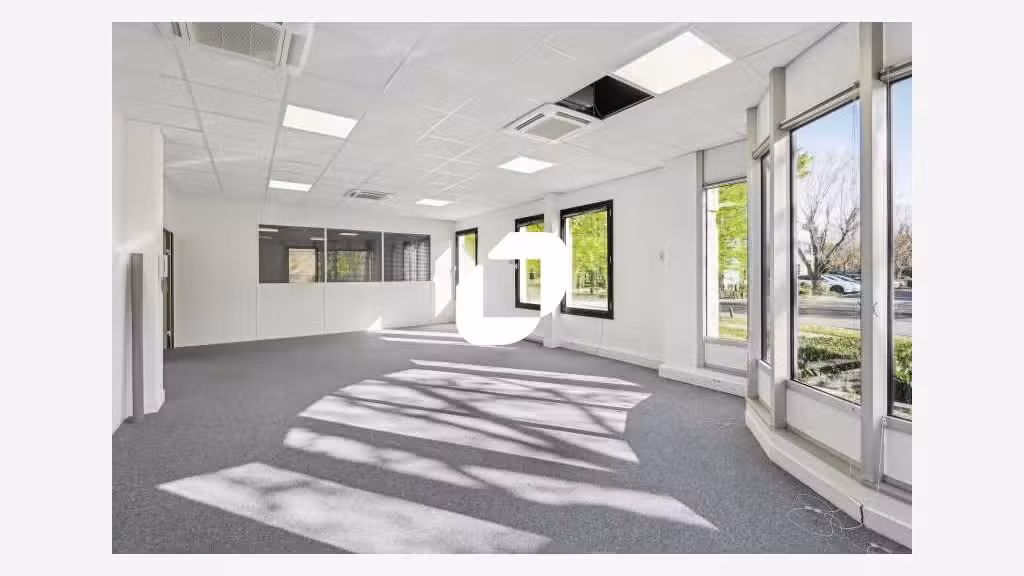 Vente Bureaux 1861m² Gennevilliers