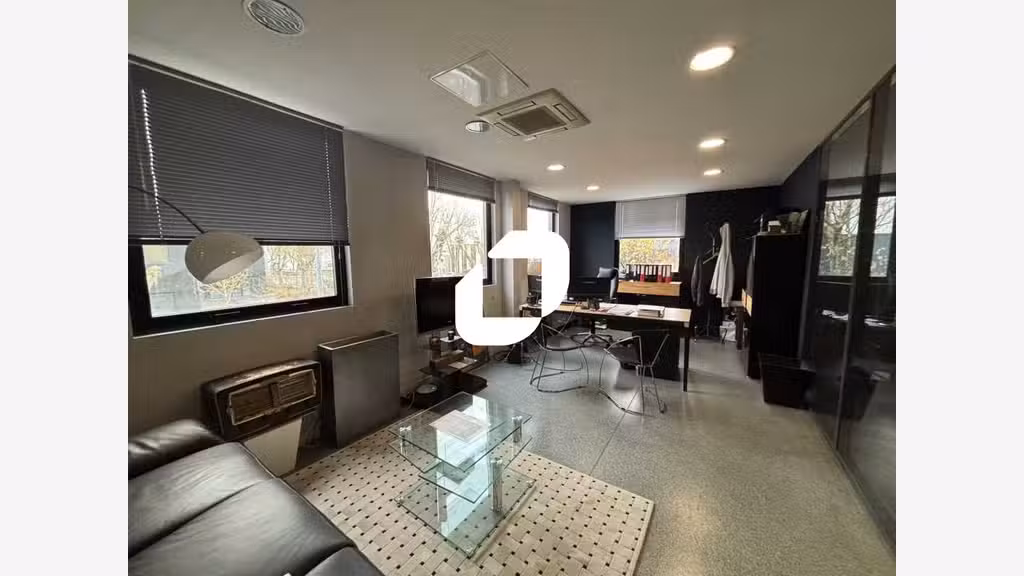 Vente Bureaux 254m² Grigny