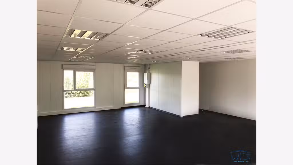 Vente bureau de 71m² secteur stratégique à Guer