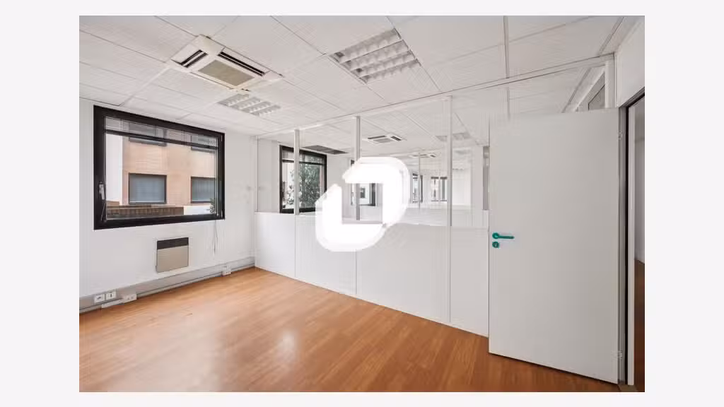 Vente Bureaux 390m² Jouy en josas