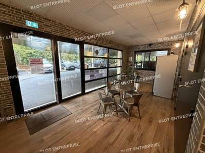 À VENDRE / À LOUER - BUREAUX - 797 m² LA CHAPELLE 