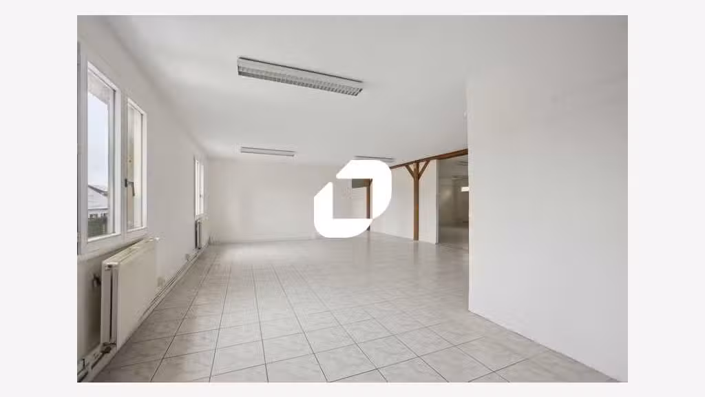 Vente Bureaux 184m² Limours