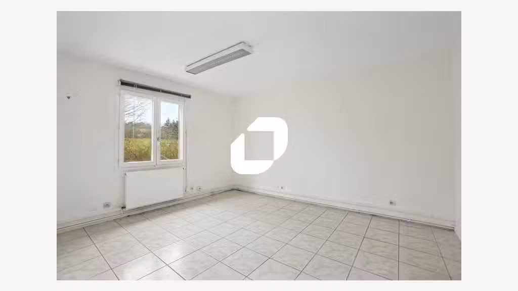 Vente Bureaux 184m² Limours