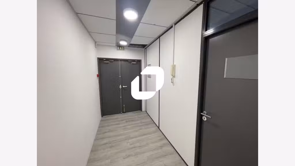Vente Bureaux 186m² Lognes