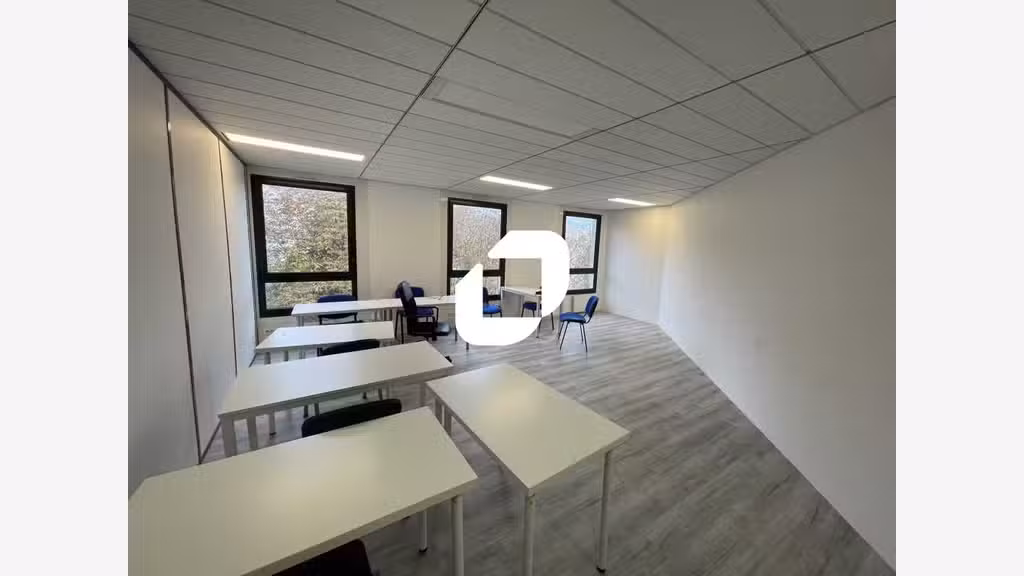 Vente Bureaux 186m² Lognes