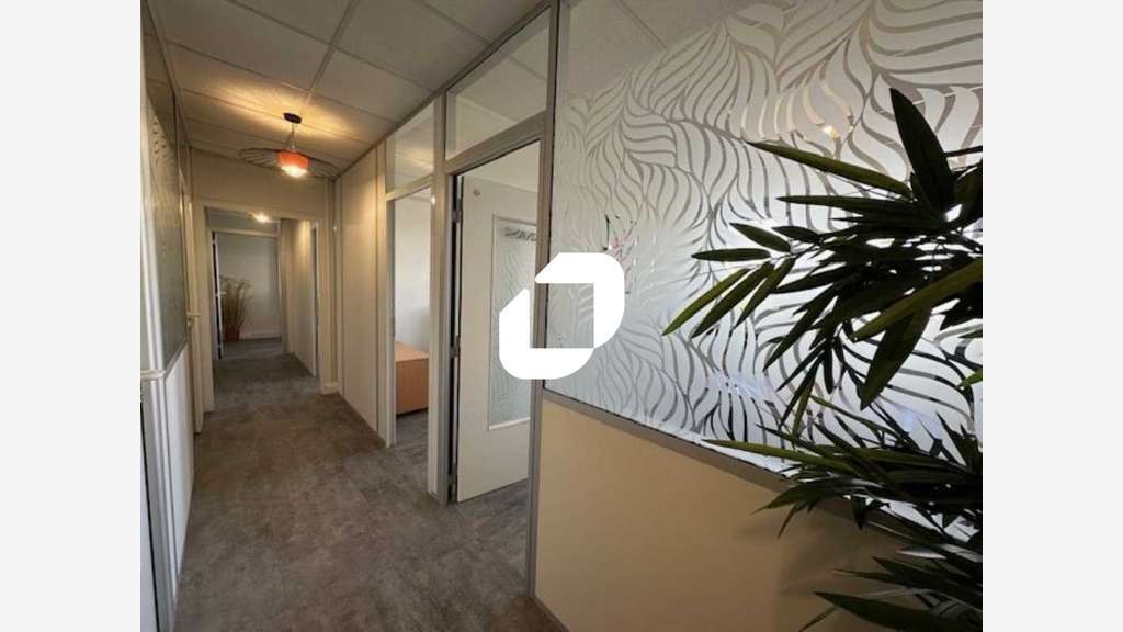 Vente Bureaux 81m² Marly le roi