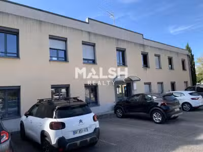 Vente bureaux en bon état 140m² à Neyron