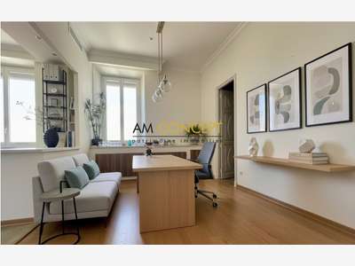 AV bureaux 150m² lumineux au coeur de Nice