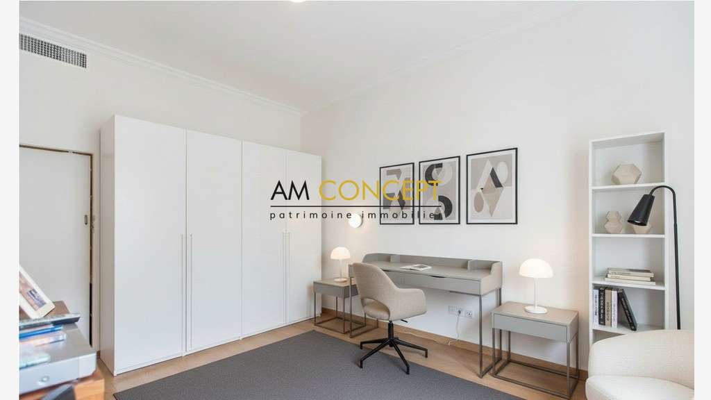 AV bureaux 150m² lumineux au coeur de Nice