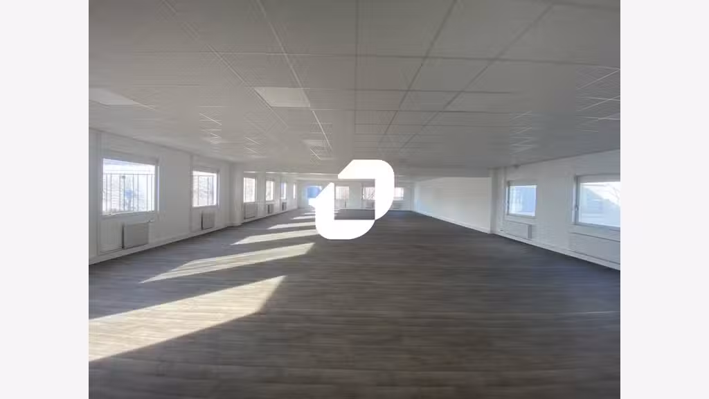 Vente Bureaux 254m² Osny