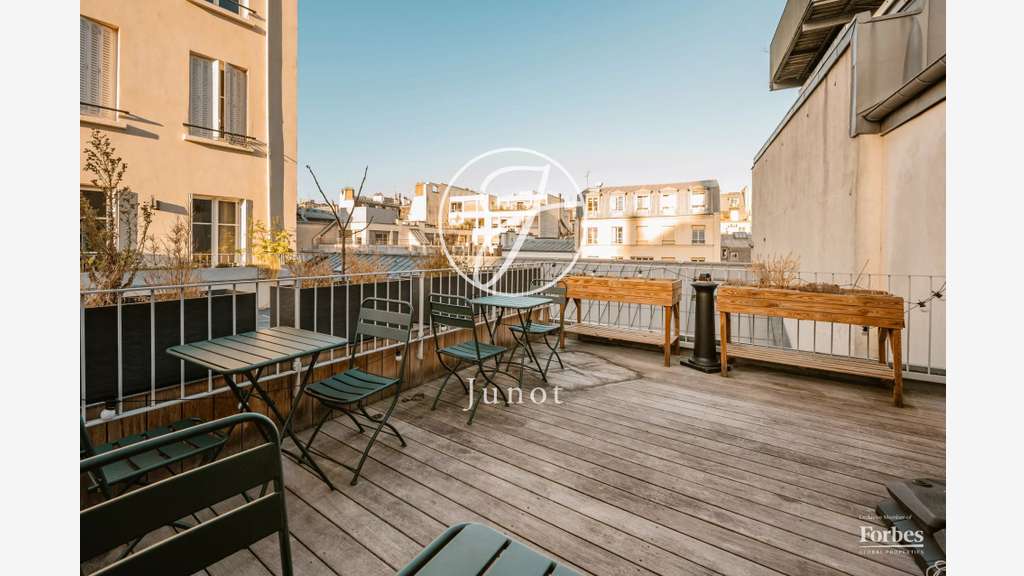 AV bureaux 197m² à Paris 10 faubourg Poissonnière