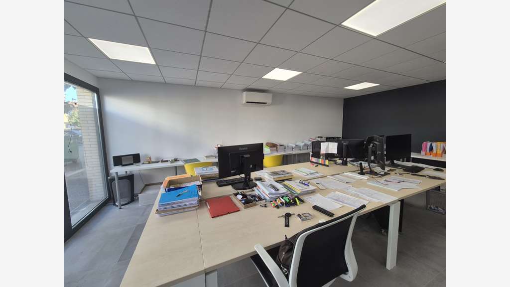 Local professionnel de 67 m² Sud Toulouse