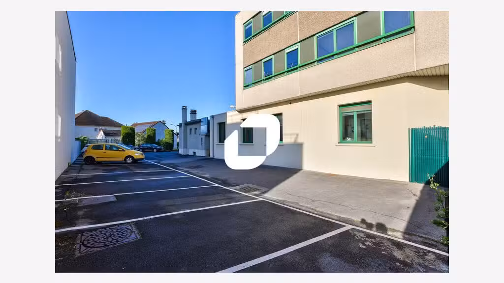 Vente Bureaux 670m² Pontault combault