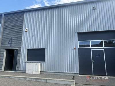 À VENDRE – LOCAL D’ACTIVITÉ 204 M² – RUMILLY