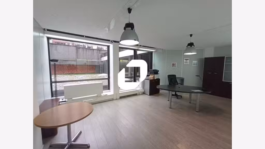 Vente Bureaux 326m² Saint cloud