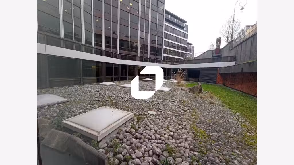 Vente Bureaux 326m² Saint cloud