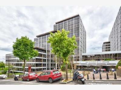 AV bureau 18m² lumineux et climatisé à Saint-Cloud
