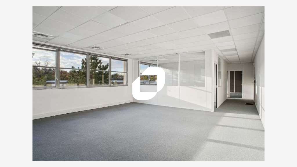 Vente Bureaux 345m² Saint genis laval