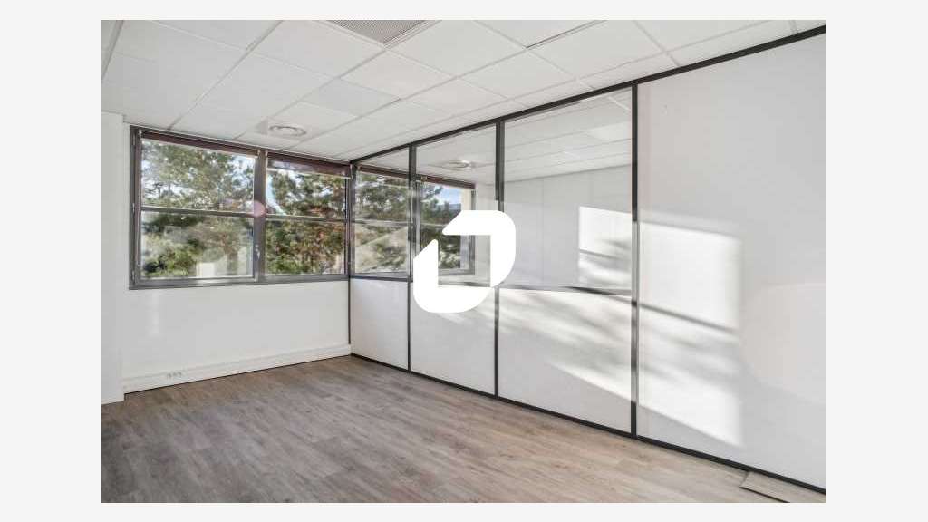 Vente Bureaux 345m² Saint genis laval