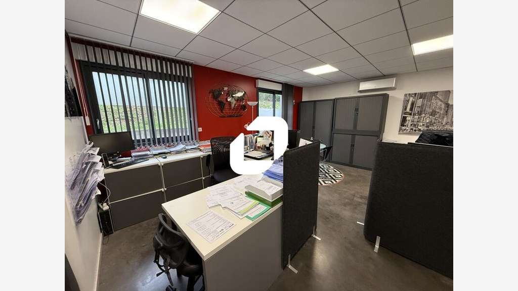 Vente Bureaux 150m² Saint laurent de mure