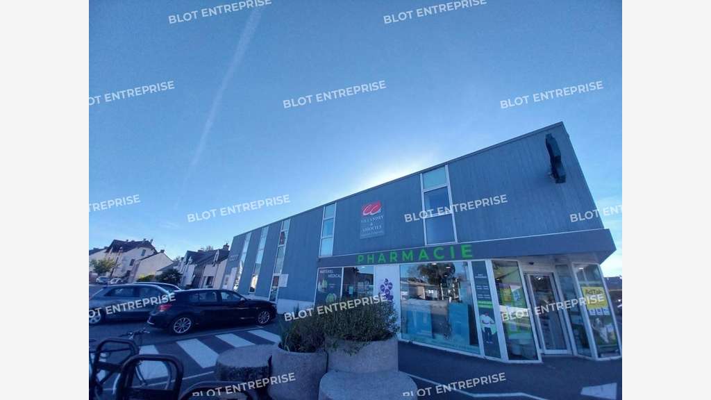 A vendre bureaux de 58m² accès PMR à Saint Lyphard