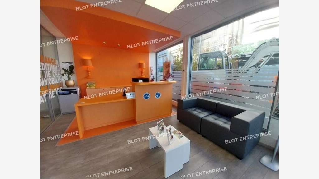 À VENDRE - À LOUER - BUREAUX - LOCAUX COMMERCIAUX 