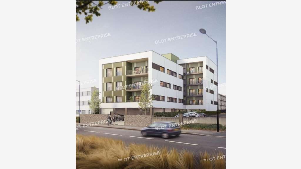 À vendre bureaux 303m² à Saint-Sébastien-sur-Loire