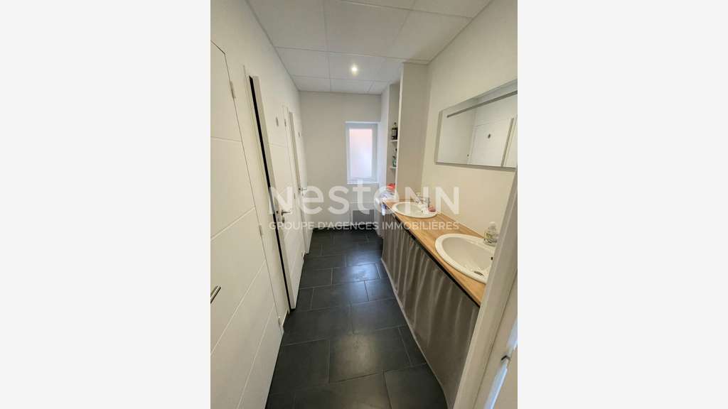 A vendre bureaux 144m² zone dynamique à Séné 