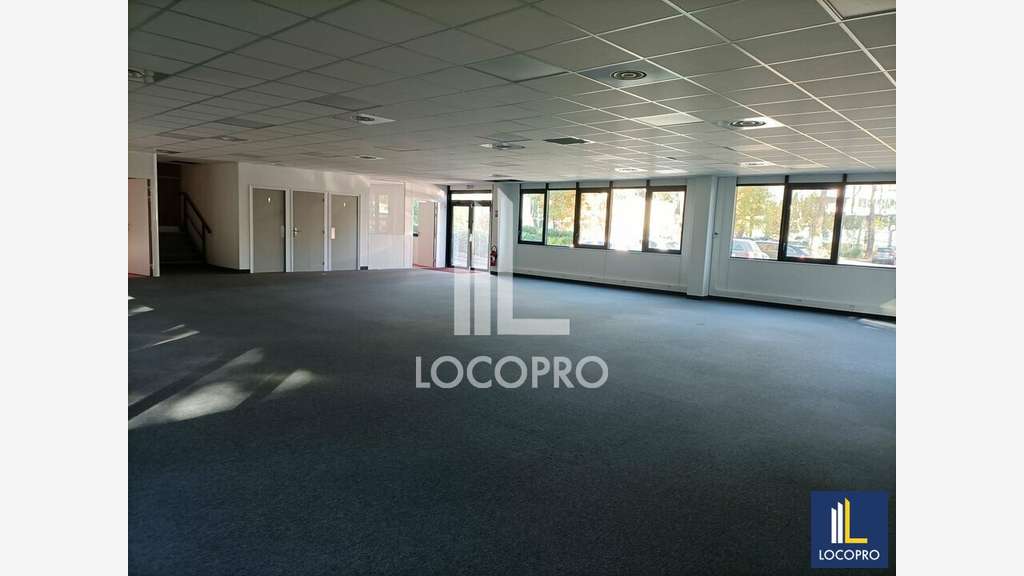Le cabinet LOCOPRO spécialisé en immobilier d